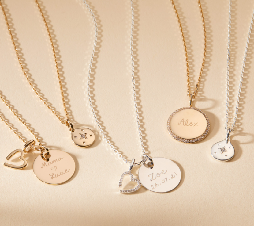 A hidden message in a discreet jewel: the art of personalization with Merci Maman