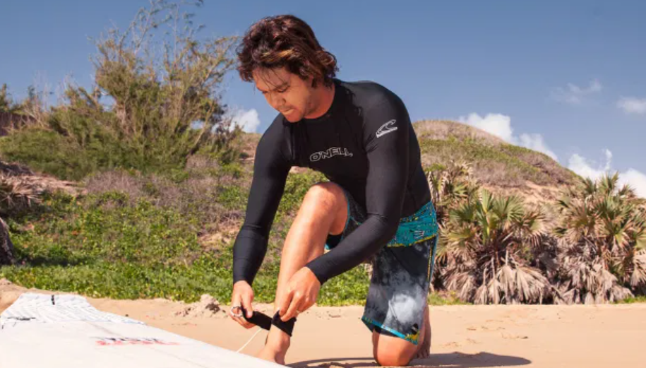 What’s the Difference Between a Rashie and a Wetsuit?