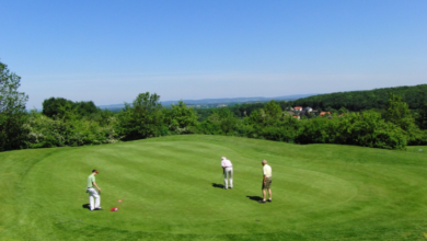 How Weekend Golf Trips Strengthen Friendships More Than Dinners